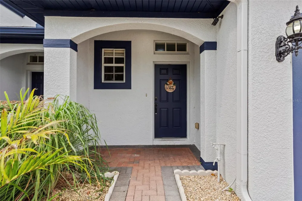 1522 SUMMERGATE DRIVE Valrico, FL 33594