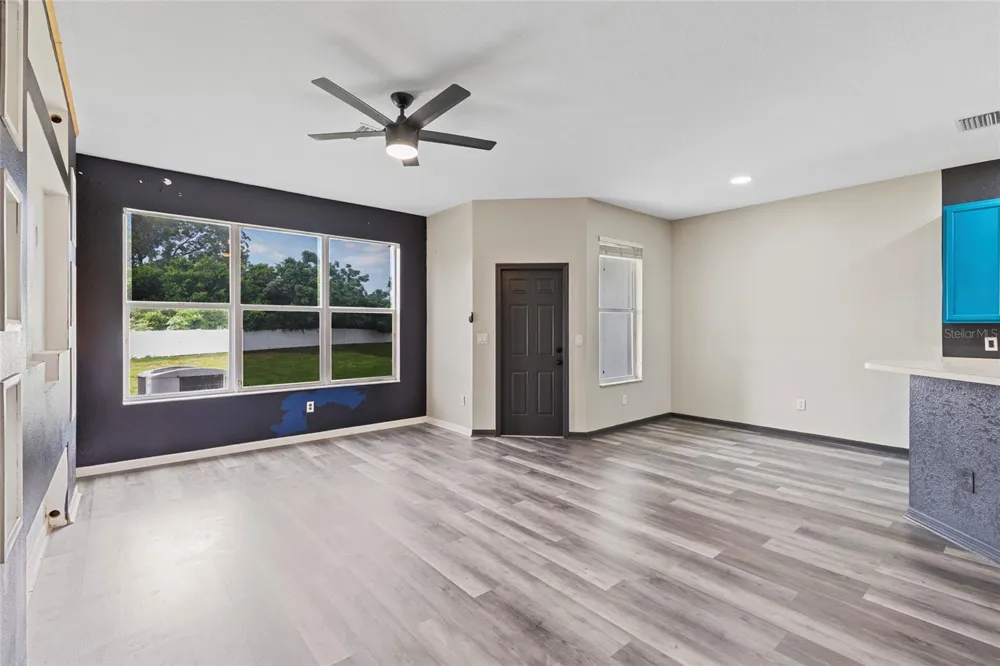 1522 SUMMERGATE DRIVE Valrico, FL 33594