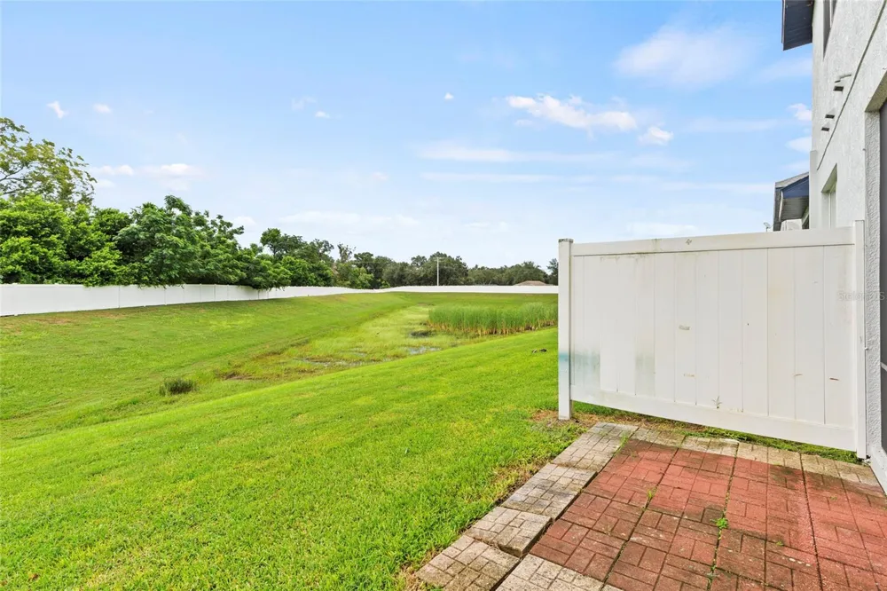 1522 SUMMERGATE DRIVE Valrico, FL 33594