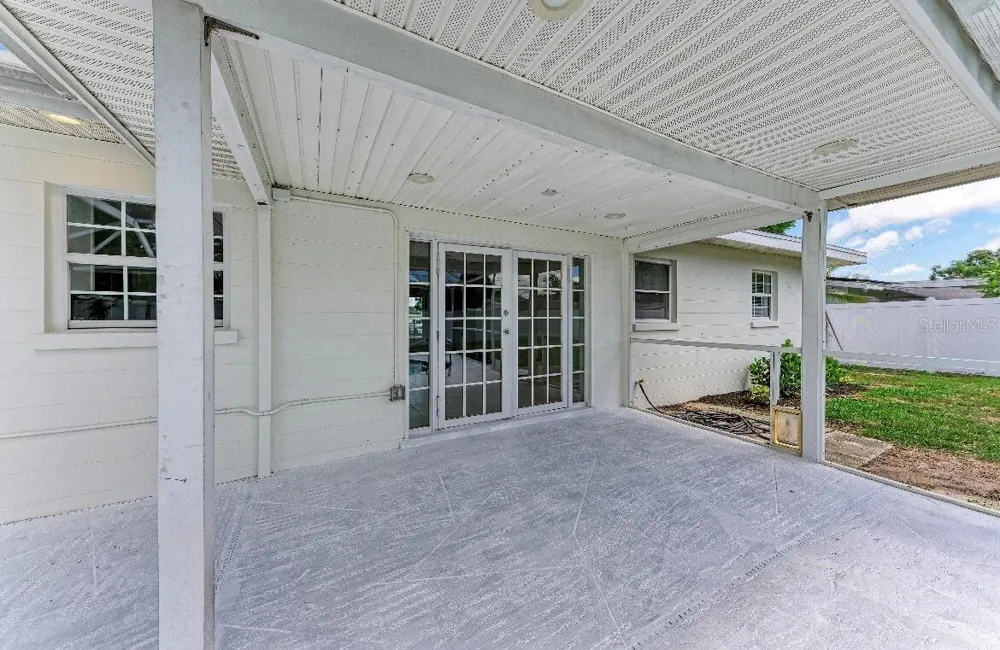3207 19TH AVENUE W Bradenton, FL 34205