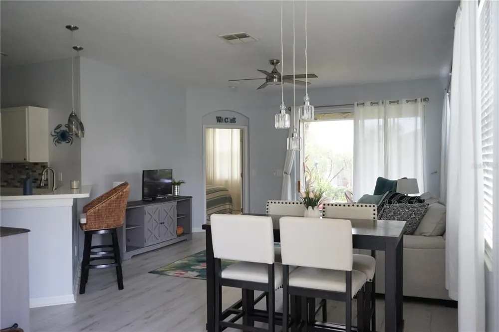 2032 INVERNESS GREENS DRIVE #76 Sun City Center, FL 33573