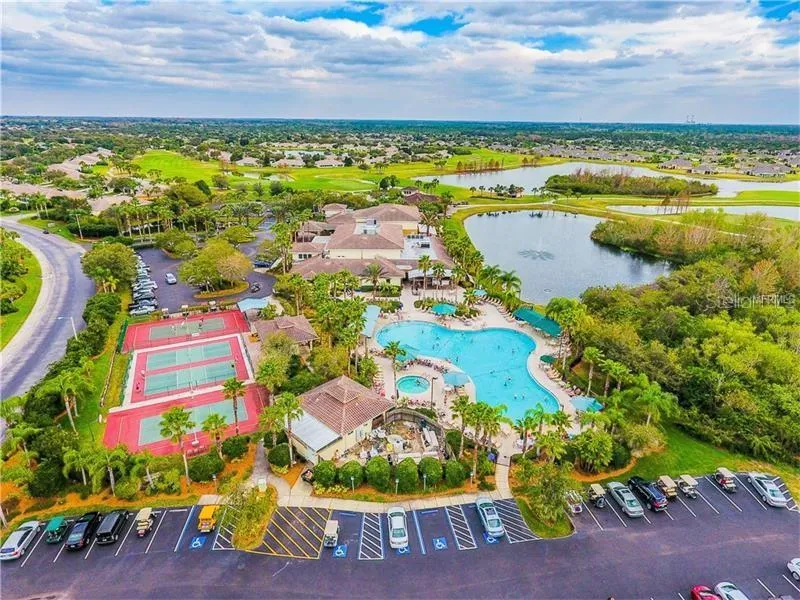 2032 INVERNESS GREENS DRIVE #76 Sun City Center, FL 33573
