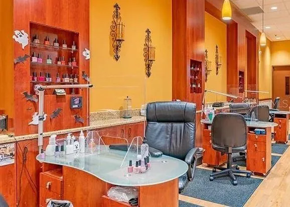 2032 INVERNESS GREENS DRIVE #76 Sun City Center, FL 33573