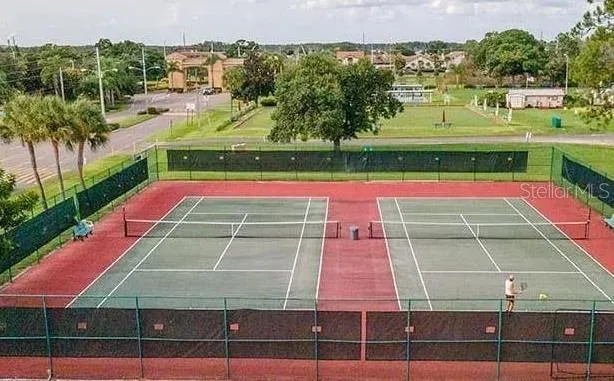 2032 INVERNESS GREENS DRIVE #76 Sun City Center, FL 33573
