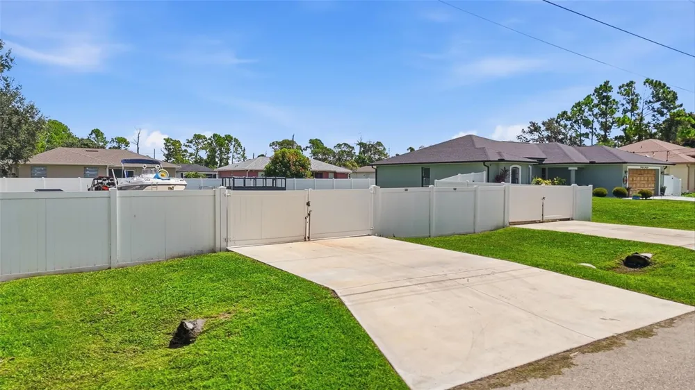 2244 PENGUIN LANE North Port, FL 34286