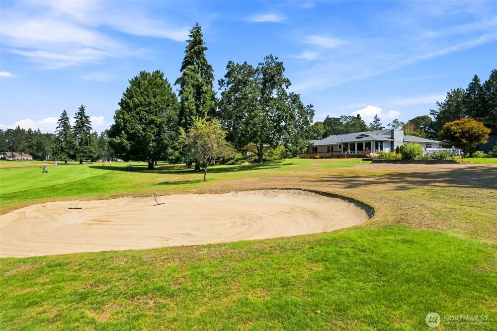 8205 Amber Drive SW Lakewood, WA 98498