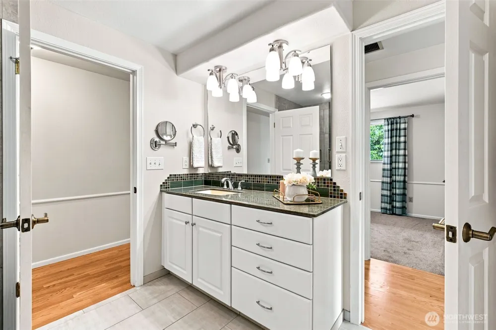 8205 Amber Drive SW Lakewood, WA 98498