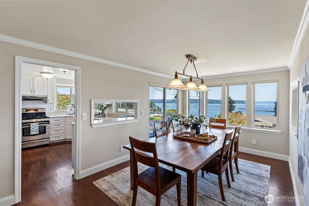 7108 Soundview Drive NW Gig Harbor, WA 98335