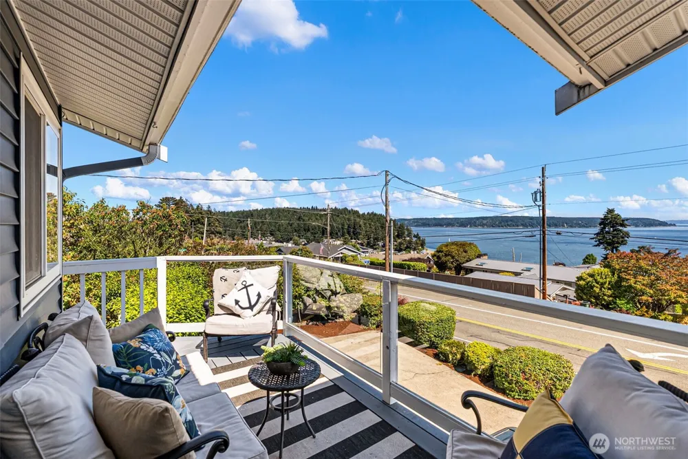 7108 Soundview Drive NW Gig Harbor, WA 98335