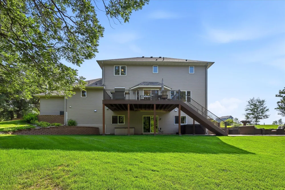 27354 107th Street NW Zimmerman, MN 55398