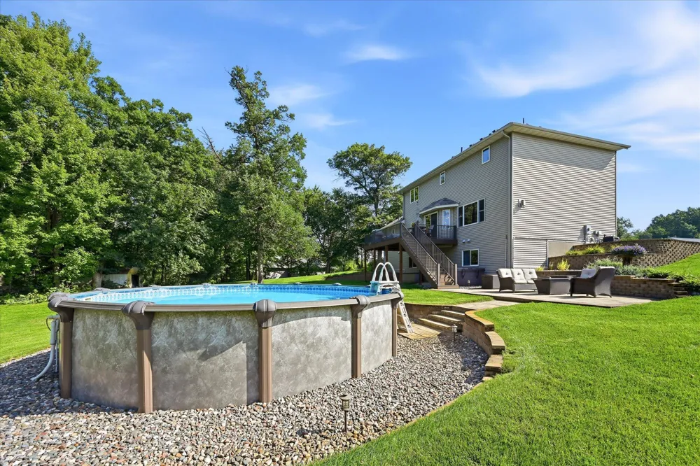 27354 107th Street NW Zimmerman, MN 55398