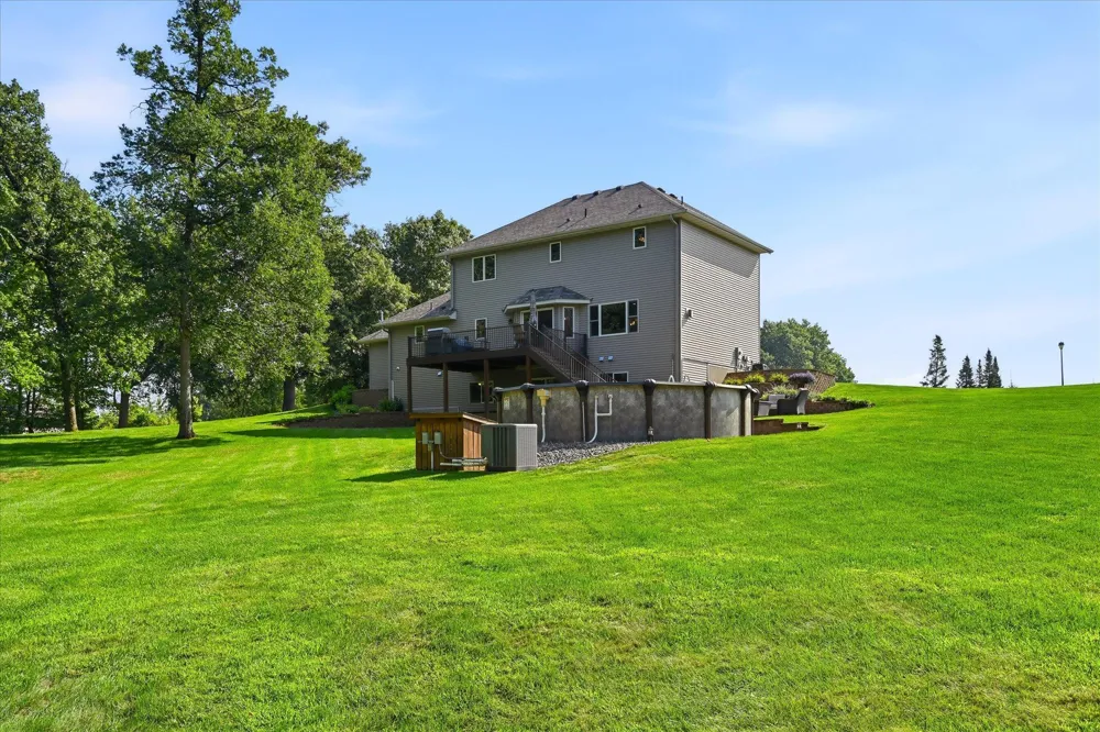 27354 107th Street NW Zimmerman, MN 55398
