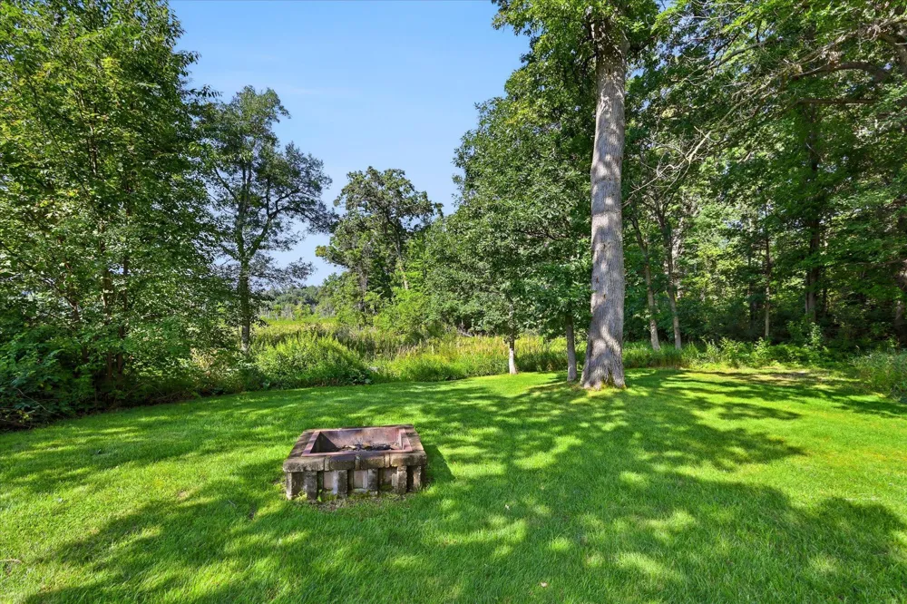 27354 107th Street NW Zimmerman, MN 55398