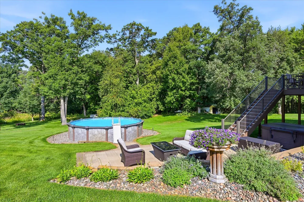 27354 107th Street NW Zimmerman, MN 55398