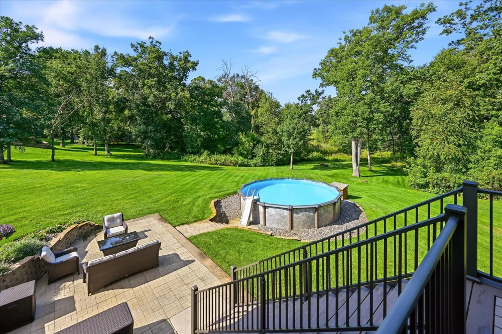 27354 107th Street NW Zimmerman, MN 55398