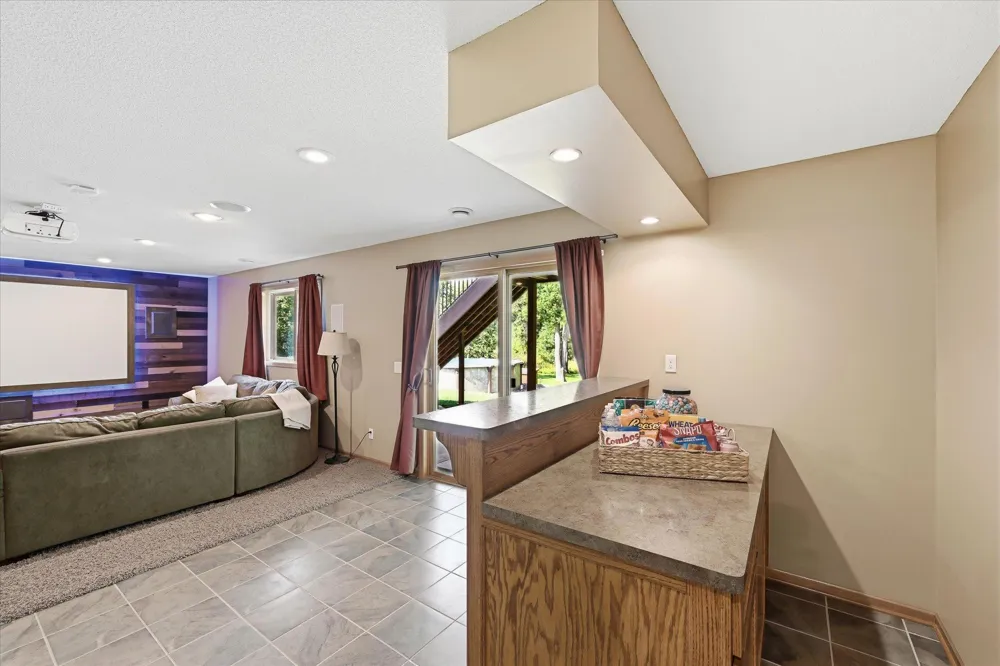 27354 107th Street NW Zimmerman, MN 55398