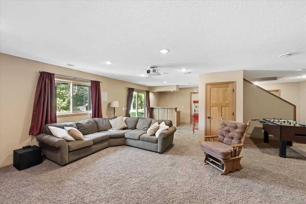27354 107th Street NW Zimmerman, MN 55398