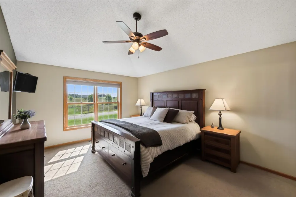 27354 107th Street NW Zimmerman, MN 55398