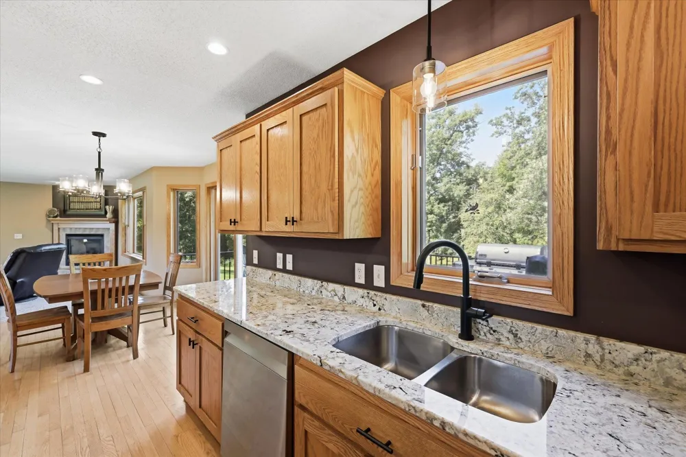 27354 107th Street NW Zimmerman, MN 55398