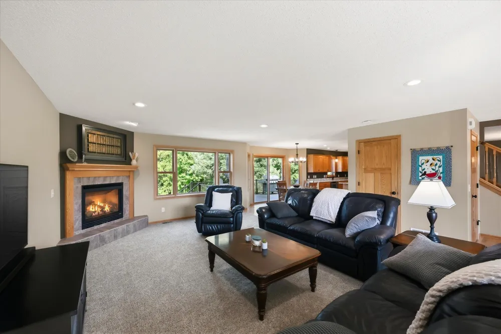 27354 107th Street NW Zimmerman, MN 55398
