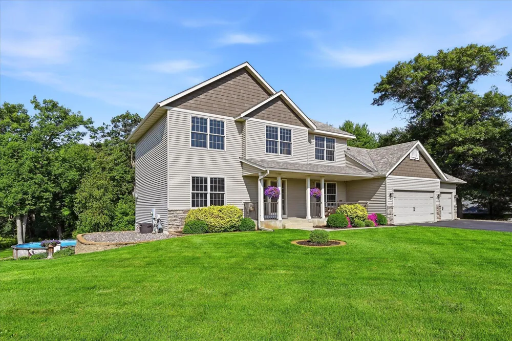 27354 107th Street NW Zimmerman, MN 55398