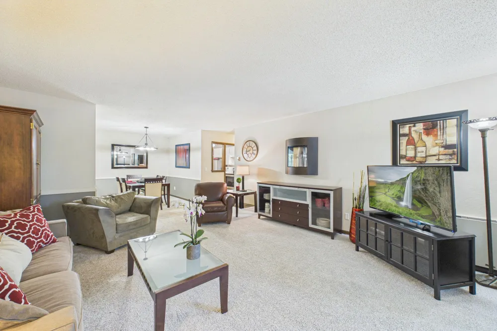 2200 Nevada Avenue S #321 Saint Louis Park, MN 55426