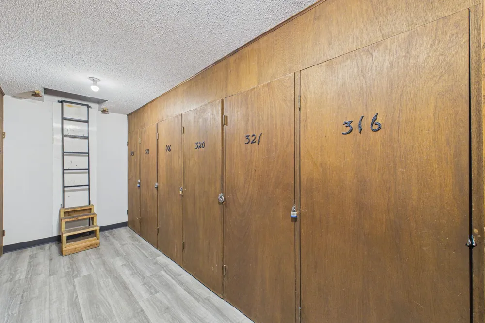 2200 Nevada Avenue S #321 Saint Louis Park, MN 55426