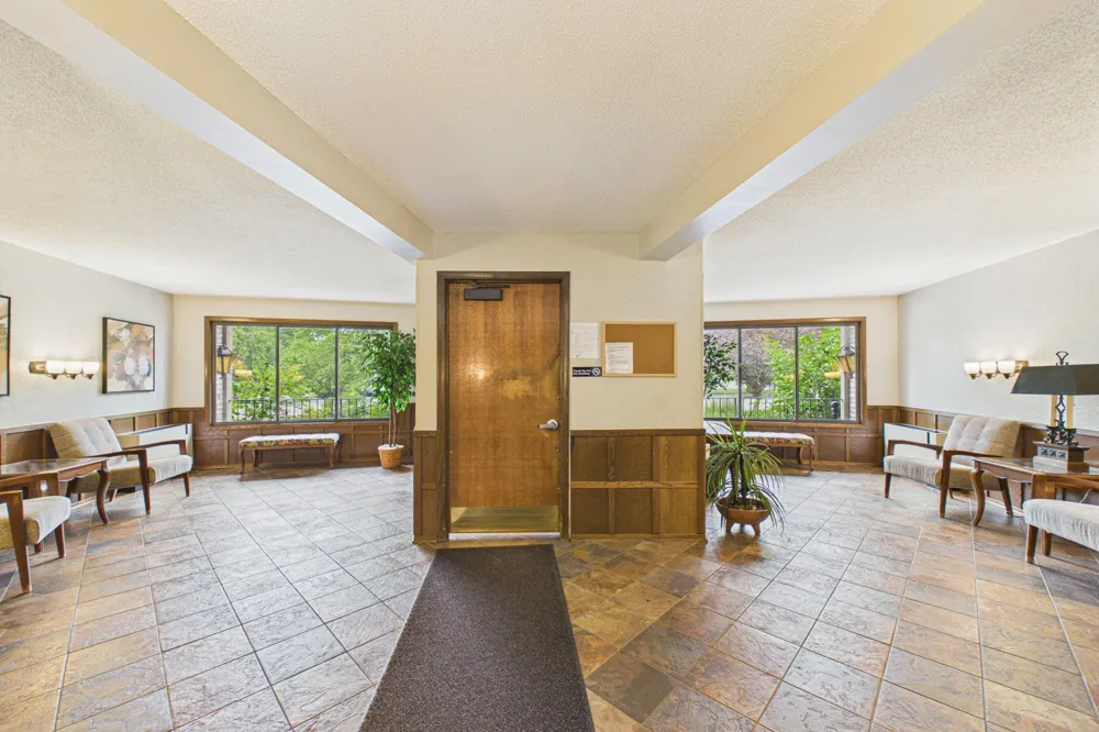 2200 Nevada Avenue S #321 Saint Louis Park, MN 55426