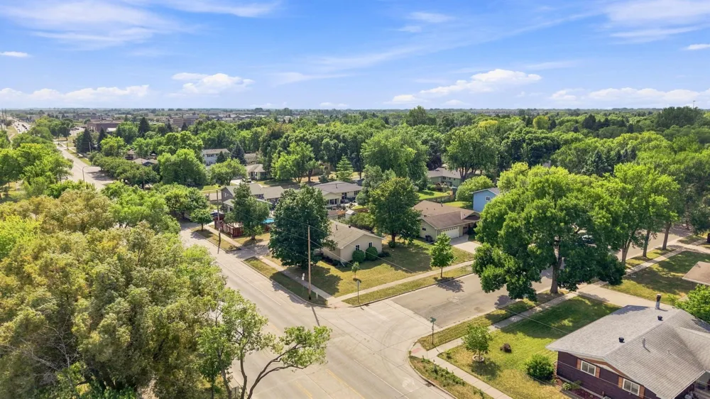 2101 20th Street S Moorhead, MN 56560