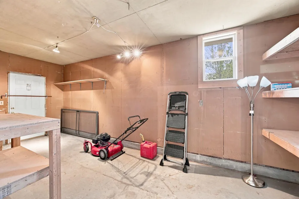2101 20th Street S Moorhead, MN 56560