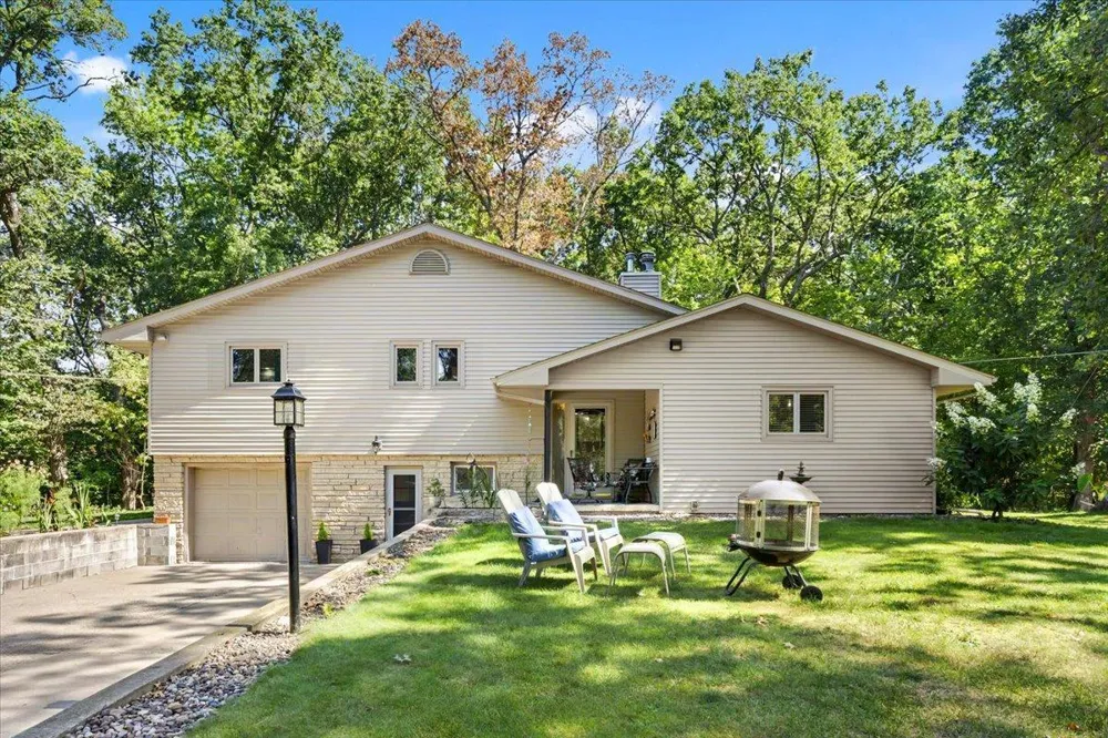 73466 318th Avenue Lake City, MN 55041