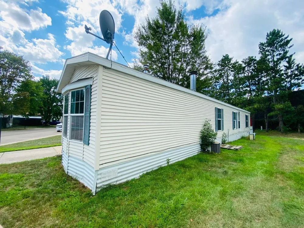 1017 Meadow Lane NE Ham Lake, MN 55304
