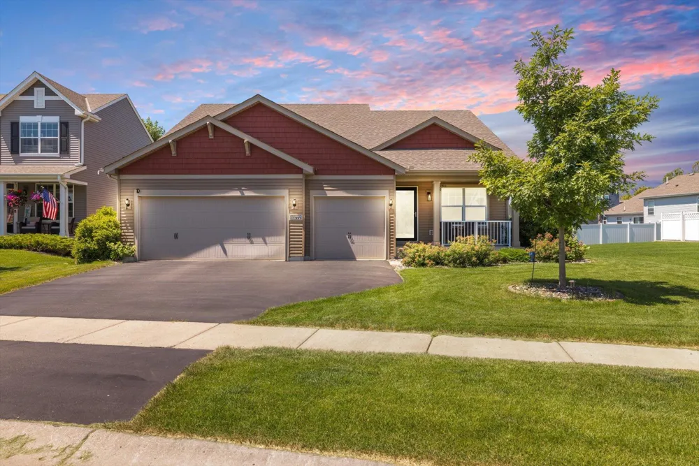 13772 Apollo Way Rosemount, MN 55068