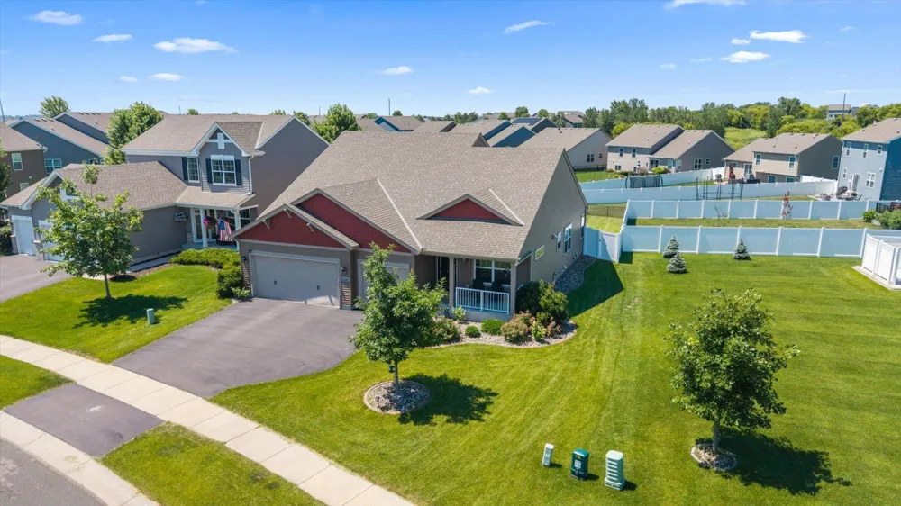 13772 Apollo Way Rosemount, MN 55068
