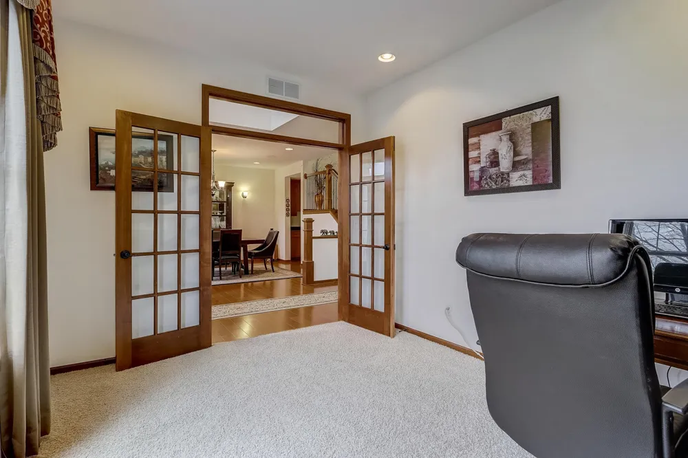 17116 72nd Place Maple Grove, MN 55311
