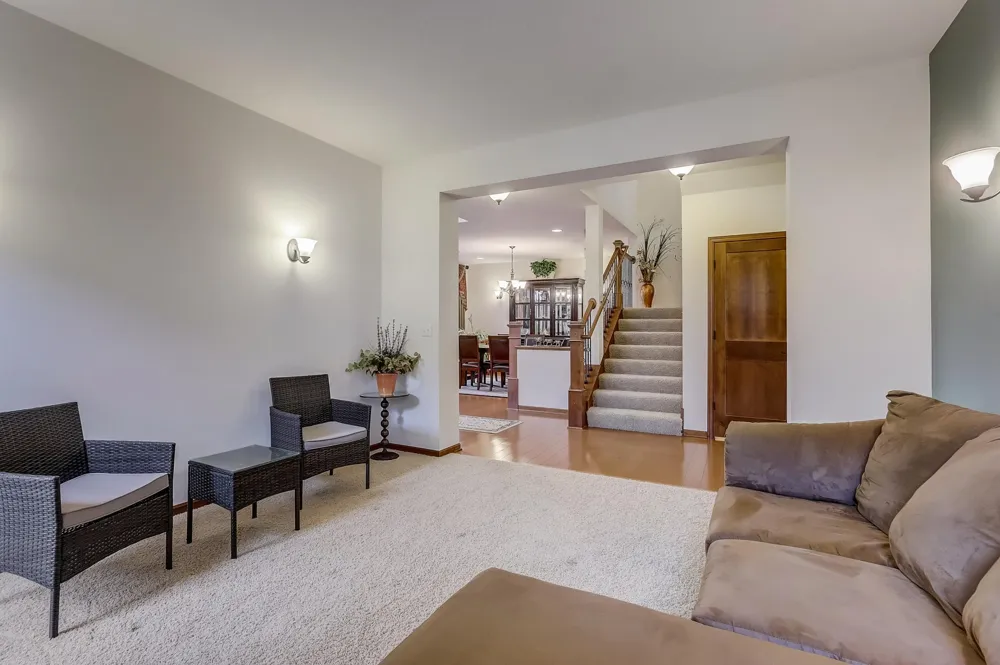 17116 72nd Place Maple Grove, MN 55311