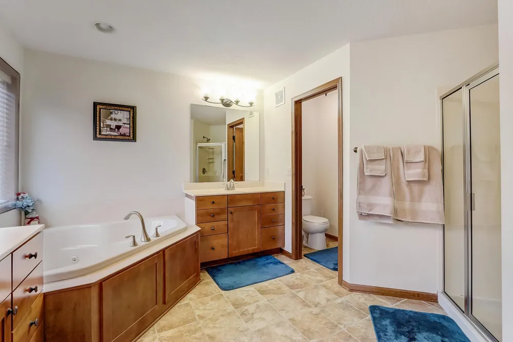 17116 72nd Place Maple Grove, MN 55311