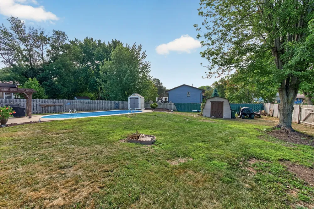 8305 69th Street S Cottage Grove, MN 55016