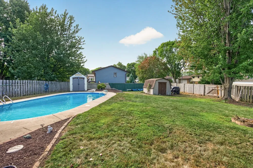 8305 69th Street S Cottage Grove, MN 55016