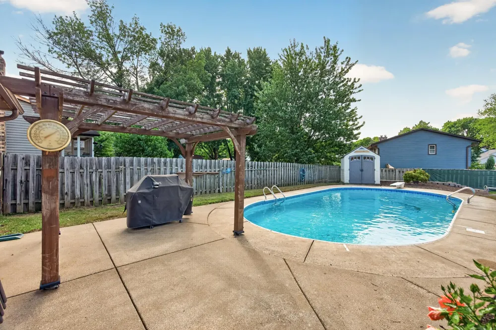8305 69th Street S Cottage Grove, MN 55016
