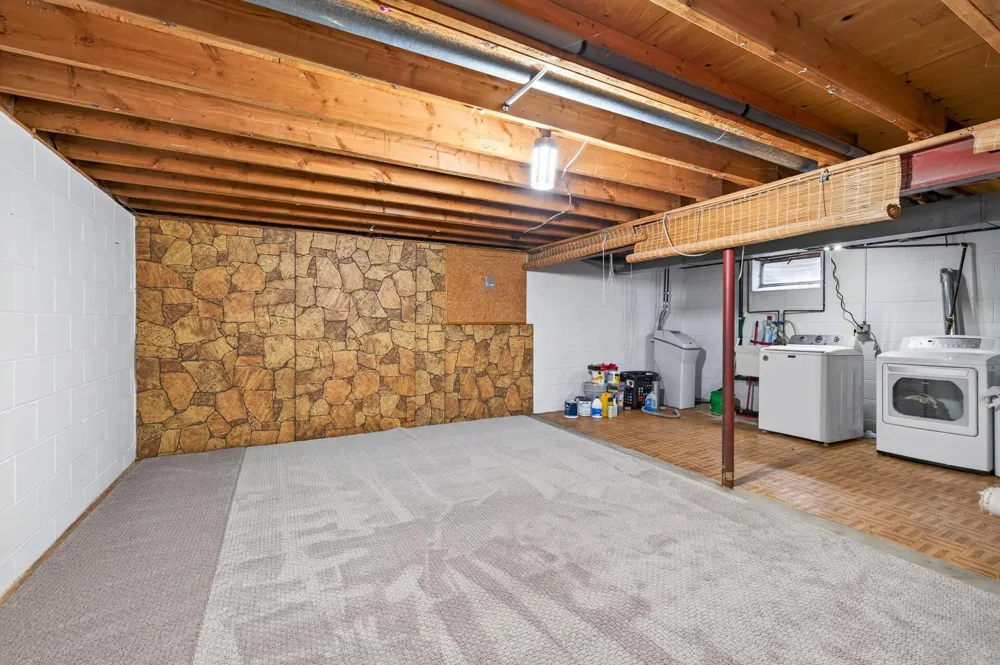 8305 69th Street S Cottage Grove, MN 55016