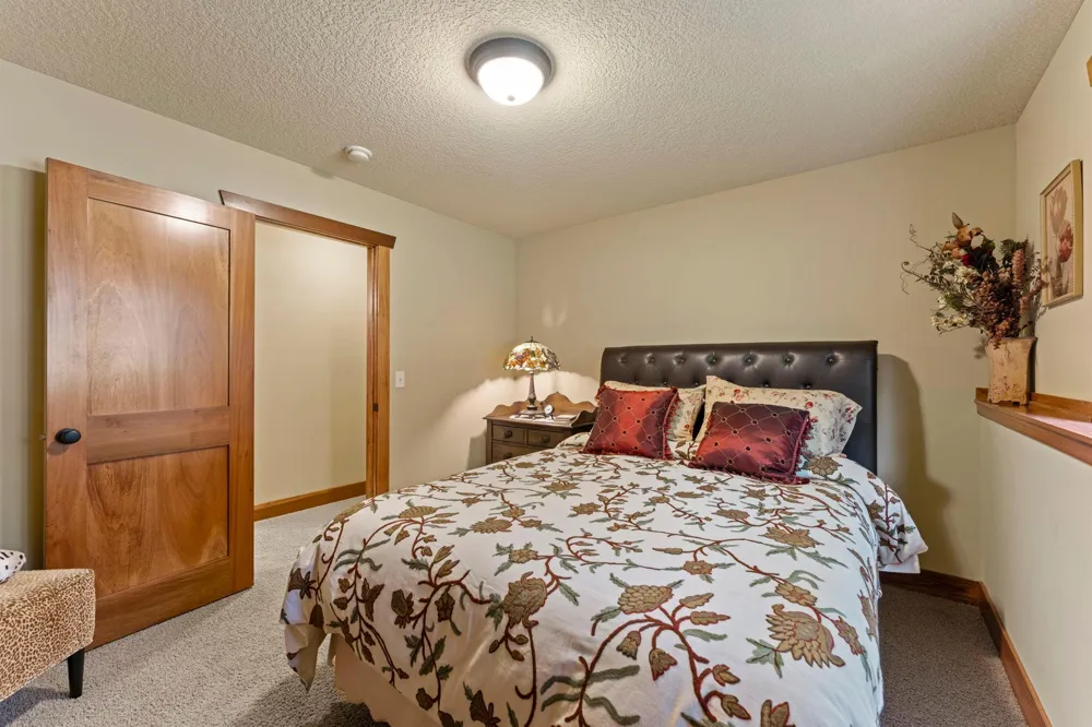 26625 145th Street NW Zimmerman, MN 55398