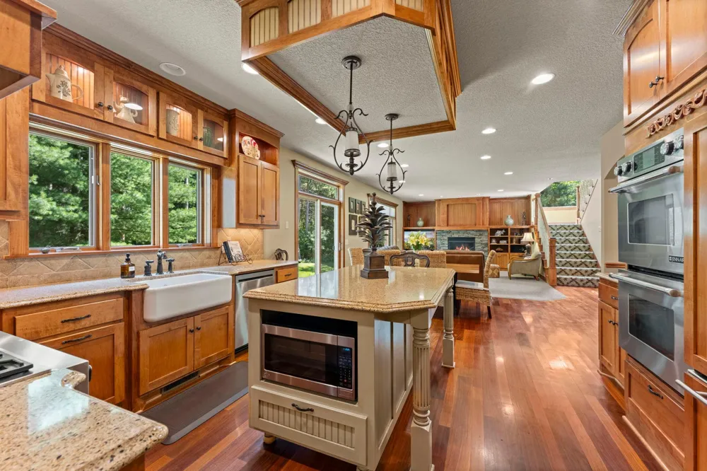 26625 145th Street NW Zimmerman, MN 55398