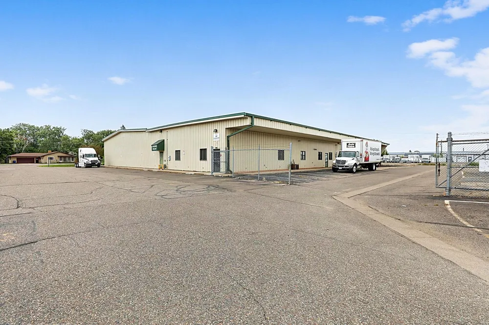 2627 Clearwater Road Saint Cloud, MN 56301