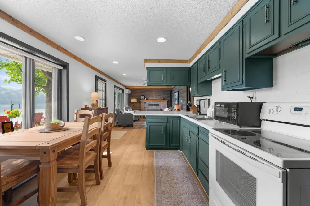 2180 Island Drive Somerset, WI 54082