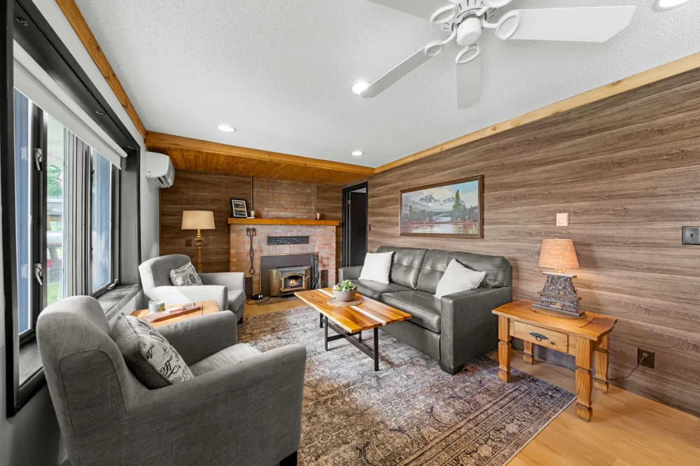 2180 Island Drive Somerset, WI 54082
