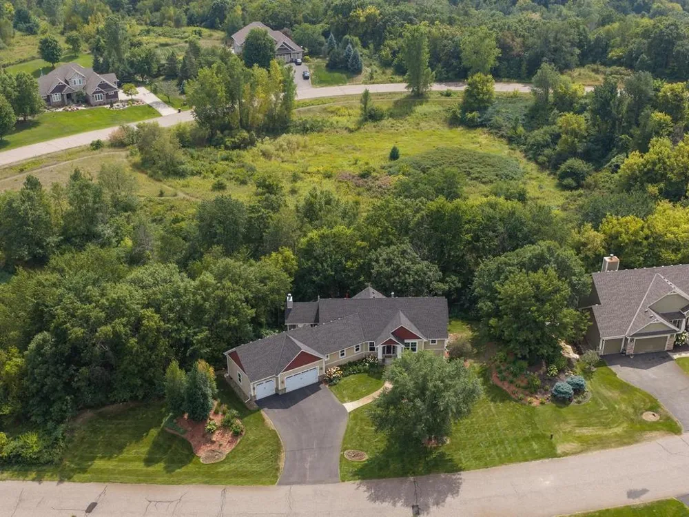 1784 86th Court E Inver Grove Heights, MN 55077