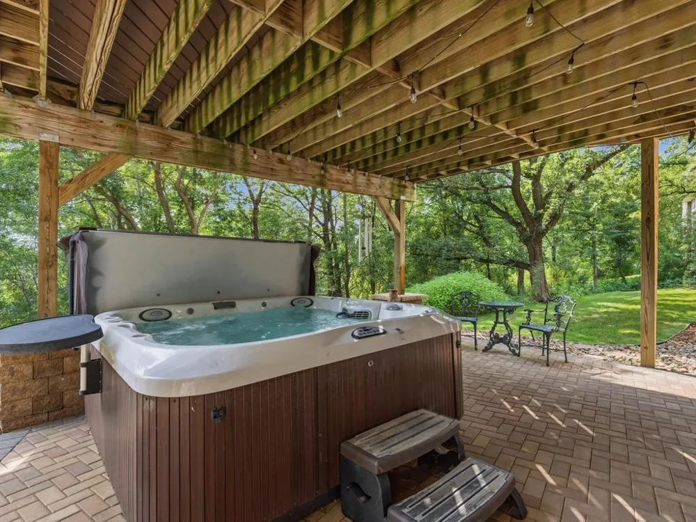 1784 86th Court E Inver Grove Heights, MN 55077