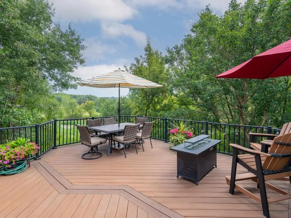 1784 86th Court E Inver Grove Heights, MN 55077