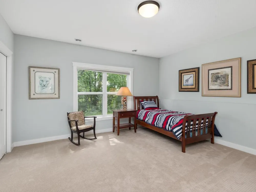 1784 86th Court E Inver Grove Heights, MN 55077